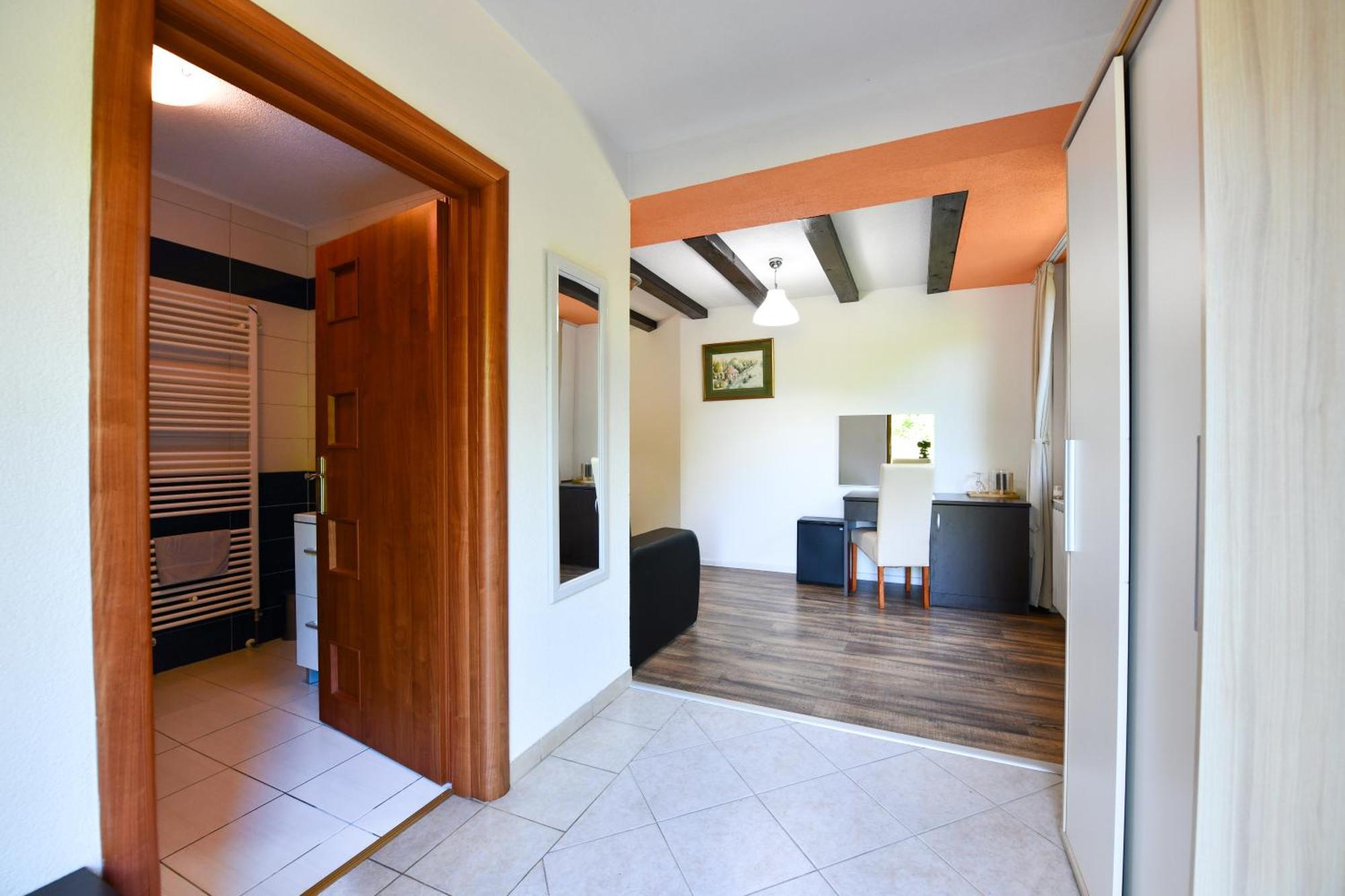 Villa Cancar กราโบวาซ ภายนอก รูปภาพ